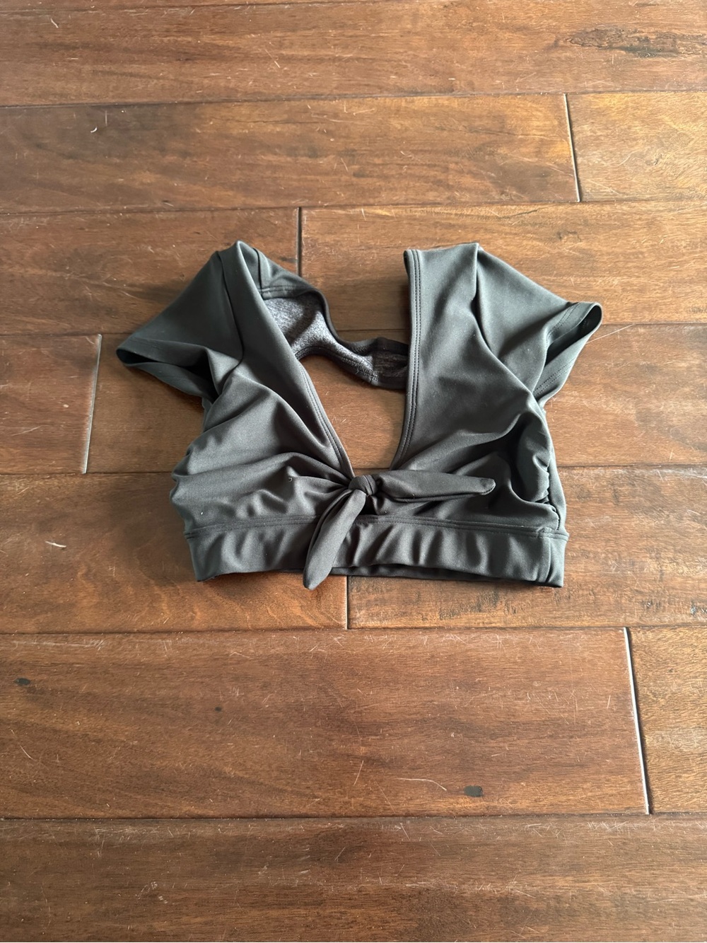 Tie-Front V-Neck Crop Top in Charcoal Gray